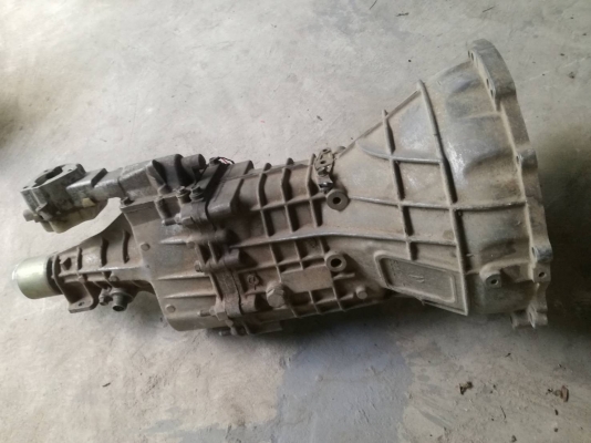 เกียร์อีซูซุดีแม็ค2.5 ปี05 ใช้งานปกติยกลง