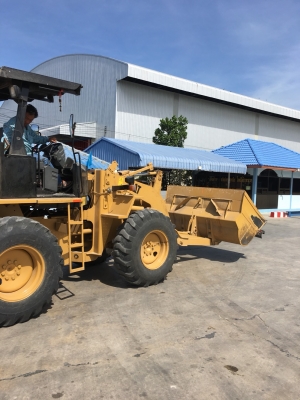 รถตัก Cat 910G