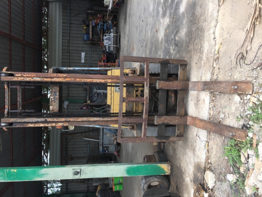 ฟอร์คลิฟท์2.5ตัน