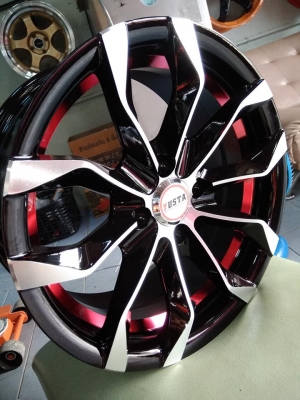 แม็กใหม่ขอบ 15 ลายสวยราคา 7500 พร้อมยางใหม่ไทย 12500 บาท แม็กใหม่ขอบ 15 ลายสวยราคา 7500 พร้อมยางใหม่ไทย 12500 บาท