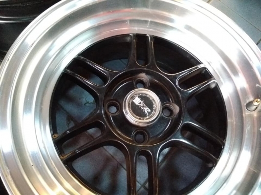 ล้อมือสอง ขอบ 15 กว้าง 8 ราคา 3800 บาท