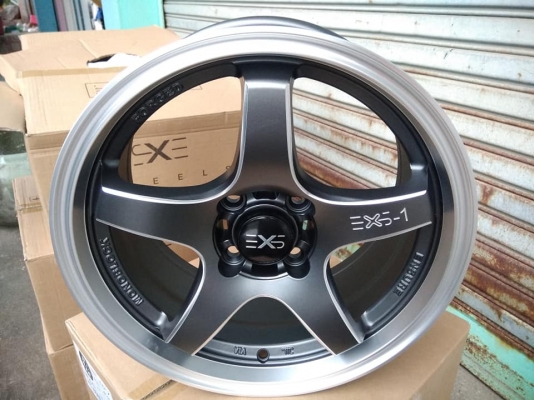 แม็กใหม่ขอบ 15 สีเทากัล ราคา 8500 พร้อมยางไทย 13500 บาท แม็กใหม่ขอบ 15 สีเทากัล ราคา 8500 พร้อมยางไทย 13500 บาท