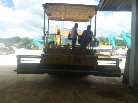 ชูมิโตโม่ล้อยางha450-2=900, 000บาท0819891989หรั่งครับ