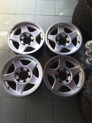 Max ลายแบรดเลย์ 6/139 ขอบ 16*8 et0 สภาพสวยๆ 1ชุด