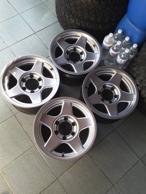 Max ลายแบรดเลย์ 6/139 ขอบ 16*8 et0 สภาพสวยๆ 1ชุด