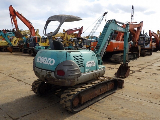 ขายแม็คโคร KOBELCO SK045 พร้อมใช้งาน นำเข้าจากต่างประเทศ ติดต่อ 063-9316985 ID LINE : 0639316985 ครับ