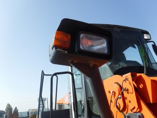 ขายรถตัก ยี่ห้อHITACHI รุ่น ZW250 ขายรถตัก ยี่ห้อHITACHI รุ่น ZW250