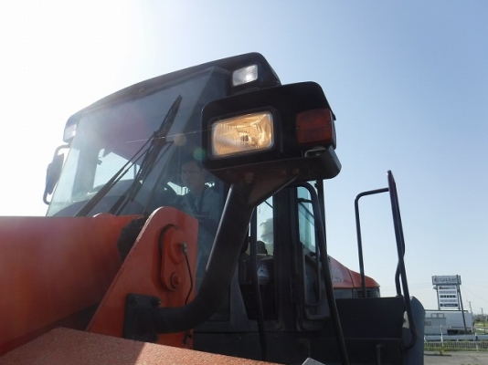 ขายรถตัก ยี่ห้อHITACHI รุ่น ZW250 ขายรถตัก ยี่ห้อHITACHI รุ่น ZW250