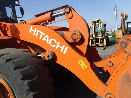 ขายรถตัก ยี่ห้อHITACHI รุ่น ZW250 ขายรถตัก ยี่ห้อHITACHI รุ่น ZW250