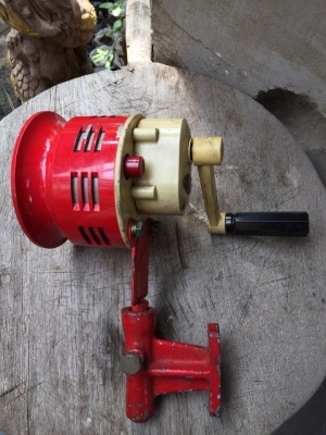 อะไหล่แต่ง แนว จิ๊ป ออฟโรดบันได ดับเพลิง กระจกหูช้าง รีโมทวิ้นหลายอย่าง เก่าญี่ปุ่น อะไหล่แต่ง แนว จิ๊ป ออฟโรดบันได ดับเพลิง กระจกหูช้าง รีโมทวิ้นหลายอย่าง เก่าญี่ปุ่น