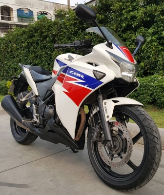 ขออนุญาตขาย HONDA CBR250I NEW ABS ตัว TOP สุดในรุ่น สภาพพร้อมใช้งาน ระบบหัวฉีด PGM-FI ประหยัดน้ำมัน ขออนุญาตขาย HONDA CBR250I NEW ABS ตัว TOP สุดในรุ่น สภาพพร้อมใช้งาน ระบบหัวฉีด PGM-FI ประหยัดน้ำมัน