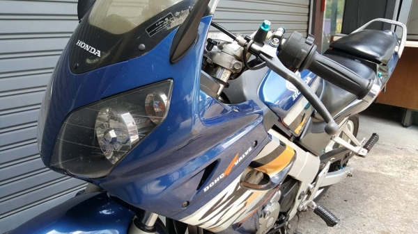 ขออนุญาตขาย HONDA CBR 150R สตาร์ทมือ รถซื้อเงินสดมาเจ้าของคนเดียวในเล่ม พร้อมใช้งาน ฟรีค่าโอน ขออนุญาตขาย HONDA CBR 150R สตาร์ทมือ รถซื้อเงินสดมาเจ้าของคนเดียวในเล่ม พร้อมใช้งาน ฟรีค่าโอน