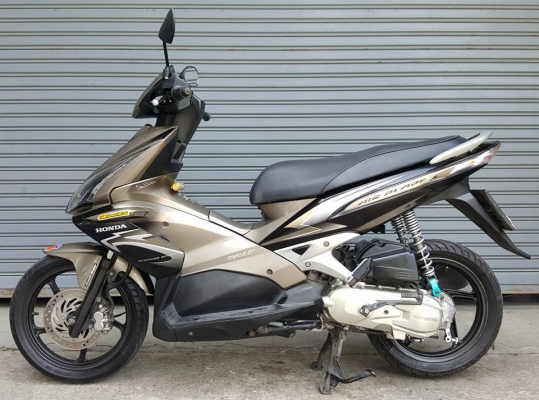 ขออนุญาติขาย HONDA AIRBLADE 110 ตัว TOP รุ่นใหม่ระบบหัวฉีด PGM-FI ผลิตน้อยหายากมาก ฟรีค่าโอน ขออนุญาติขาย HONDA AIRBLADE 110 ตัว TOP รุ่นใหม่ระบบหัวฉีด PGM-FI ผลิตน้อยหายากมาก ฟรีค่าโอน