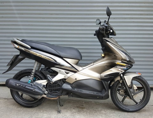 ขออนุญาติขาย HONDA AIRBLADE 110 ตัว TOP รุ่นใหม่ระบบหัวฉีด PGM-FI ผลิตน้อยหายากมาก ฟรีค่าโอน ขออนุญาติขาย HONDA AIRBLADE 110 ตัว TOP รุ่นใหม่ระบบหัวฉีด PGM-FI ผลิตน้อยหายากมาก ฟรีค่าโอน