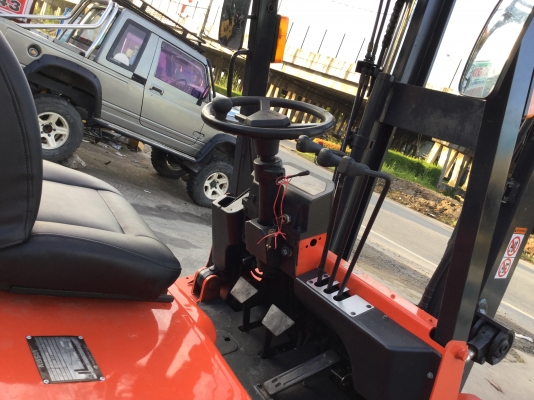 อาร์ ซี เอช โฟรคลิฟท์  ขาย โตโยต้า รุ่น 5 ดีเซล 2.5 ตัน