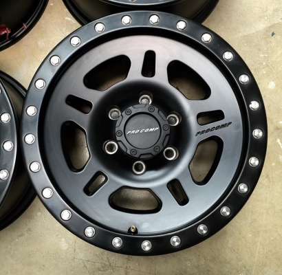 ลดราคาขายถูกๆ ล้อProcomp แท้ ขอบ16x8 off 0 สภาพใหม่มาก 4วง