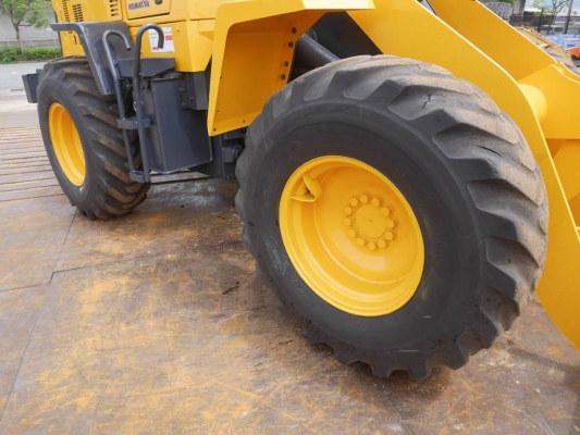 มาใหม่ครับ KOMATSU WA100-5 นำเข้าจากญี่ปุ่น โทร.090-986-2521 อ๊อบ