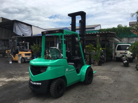 ขาย MITSUBISHI ล่าสุด 3 ตัน 7 เมตร 3พันชั่วโมง ดีเซล ออโต้ ราคา 620,000 บาท 094-426-7888 จะเด็ด ขาย MITSUBISHI ล่าสุด 3 ตัน 7 เมตร 3พันชั่วโมง ดีเซล ออโต้ ราคา 620,000 บาท 094-426-7888 จะเด็ด