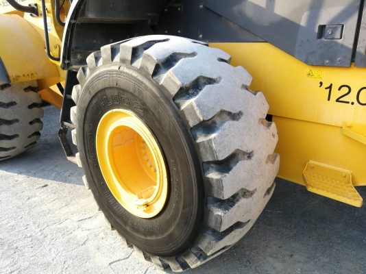 มาใหม่ครับ HITACHI ZW310A นำเข้าจากญี่ปุ่น โทร.090-986-2521 อ๊อบ