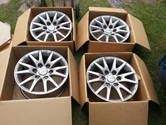 ล้อปาเจโร่ เดิมๆ 17นิ้ว 6รู