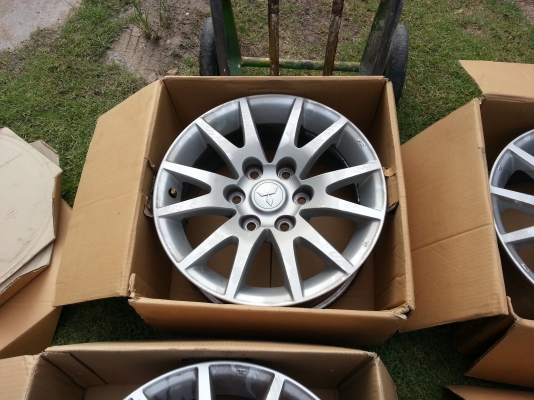 ล้อปาเจโร่ เดิมๆ 17นิ้ว 6รู ล้อปาเจโร่ เดิมๆ 17นิ้ว 6รู