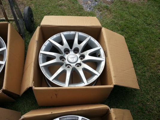 ล้อปาเจโร่ เดิมๆ 17นิ้ว 6รู ล้อปาเจโร่ เดิมๆ 17นิ้ว 6รู