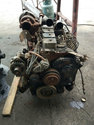 ขายเครื่อง cummins 6BT - 061-782-8785
