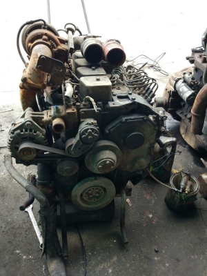 ขายเครื่อง cummins 6BT - 061-782-8785