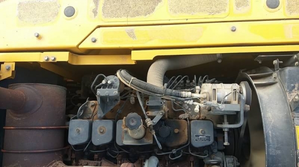 ขาย 1,590,000 KOMATSU pc 200-7 ปี 2012 ซื้อใหม่ป้ายแดงใช้มือเดียว มีไลหัวเจาะ  เอกสารแจ้งจำหน่าย ทำงาน 9,000 ชม. ไฟฟ้าครบ เครื่องดีมาก ปั้มแรงสุด เอวแน่น ช่วงล่างสวย รถสวยพร้อมใช้ รถอยู่ อุดร 092-595-6777 ญิ๋งยุ