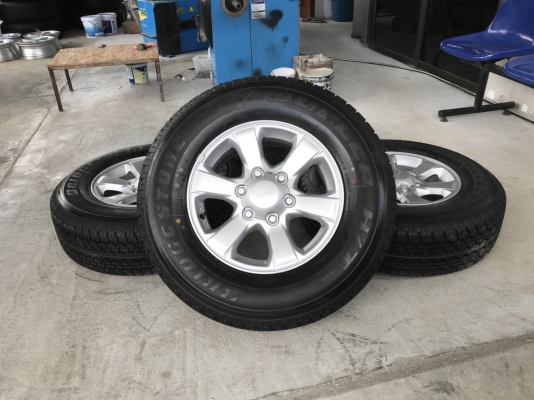 ล้อ isuzu 1.9 ขอบ 16พร้อมยางบิสโตนปี18ถอดรถป้ายแดง