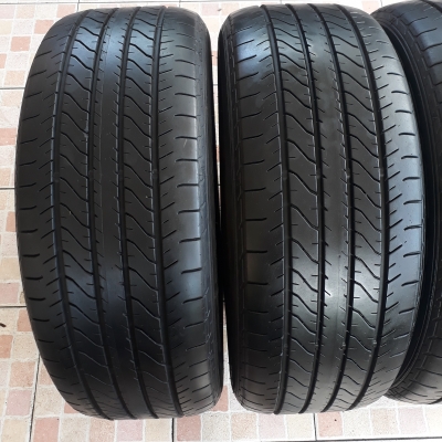 ขายยาง DUNLOP 215-55-17 ปี16 ดอกเต็ม 1ชุด ขายยาง DUNLOP 215-55-17 ปี16 ดอกเต็ม 1ชุด