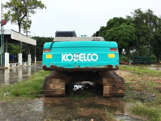 Kobelco SK200 พร้อมใช้ ราคาถูกแบ่งกันใช้ครับ