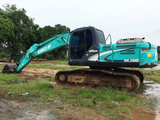 Kobelco SK200 พร้อมใช้ ราคาถูกแบ่งกันใช้ครับ