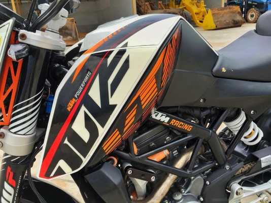 ktm duke 200 ปี12 ถูกๆแบ่งกันใช้ครับ