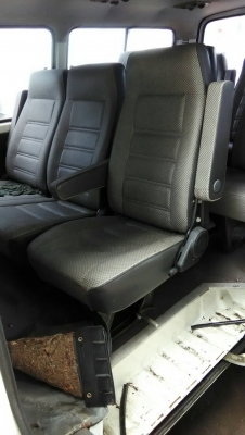 ขายเหมา HIACE รถตู้ (รวม 2 คัน )  มือเดียวเดิม ( ราคา 99,000 บาท  )  คันเดียว 55000 บาท