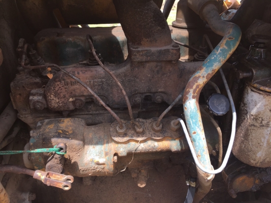 ขายด่วน รถอทรกเตอร์ ตีนไก่ D4D สภาพพร้อมใช้งาน เครื่งเกียร์ดี โซ่ช่วงล่างพร้อมใช้งาน เอกสารเล่มทะเบียน สนใจสอบถาม 093 0764943 คุณ ตั้ม