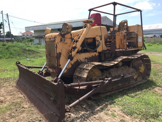 ขายด่วน รถอทรกเตอร์ ตีนไก่ D4D สภาพพร้อมใช้งาน เครื่งเกียร์ดี โซ่ช่วงล่างพร้อมใช้งาน เอกสารเล่มทะเบียน สนใจสอบถาม 093 0764943 คุณ ตั้ม