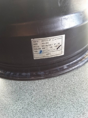 ล้อ PIAA แท้ 6/139 ขอบ 16*8 et-5 สภาพสวยๆ 1ชุด ล้อ PIAA แท้ 6/139 ขอบ 16*8 et-5 สภาพสวยๆ 1ชุด