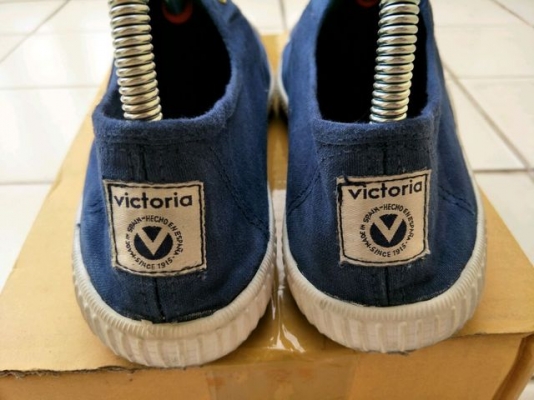 รองเท้า Victoria แท้ made in spain 