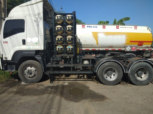 ISUZU 354 ปี 55 หัวลากแก๊สCNG