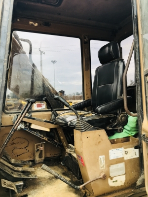 ขาย CAT E120B มีไลนหัวกระแทก เครื่องปัีมดี รถพร้อมใช้งาน เอกสารอินวอย์