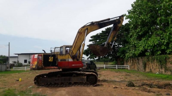 ขาย 390,000 KOMATSU pc 200-5 ตูดแดง คอลโทลสั้น เครื่องดี ปั๊มแรง เอวมีขยับนิดๆ ช่วงล่างดี เอกสารซื้อ ขาย 390,000 KOMATSU pc 200-5 ตูดแดง คอลโทลสั้น เครื่องดี ปั๊มแรง เอวมีขยับนิดๆ ช่วงล่างดี เอกสารซื้อ