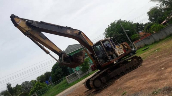 ขาย 390,000 KOMATSU pc 200-5 ตูดแดง คอลโทลสั้น เครื่องดี ปั๊มแรง เอวมีขยับนิดๆ ช่วงล่างดี เอกสารซื้อ ขาย 390,000 KOMATSU pc 200-5 ตูดแดง คอลโทลสั้น เครื่องดี ปั๊มแรง เอวมีขยับนิดๆ ช่วงล่างดี เอกสารซื้อ