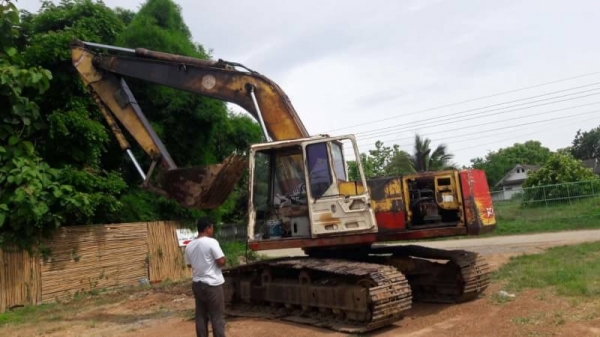 ขาย 390,000 KOMATSU pc 200-5 ตูดแดง คอลโทลสั้น เครื่องดี ปั๊มแรง เอวมีขยับนิดๆ ช่วงล่างดี เอกสารซื้อ ขาย 390,000 KOMATSU pc 200-5 ตูดแดง คอลโทลสั้น เครื่องดี ปั๊มแรง เอวมีขยับนิดๆ ช่วงล่างดี เอกสารซื้อ