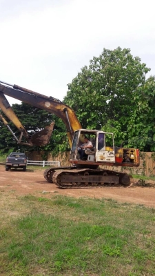 ขาย 390,000 KOMATSU pc 200-5 ตูดแดง คอลโทลสั้น เครื่องดี ปั๊มแรง เอวมีขยับนิดๆ ช่วงล่างดี เอกสารซื้อ ขาย 390,000 KOMATSU pc 200-5 ตูดแดง คอลโทลสั้น เครื่องดี ปั๊มแรง เอวมีขยับนิดๆ ช่วงล่างดี เอกสารซื้อ