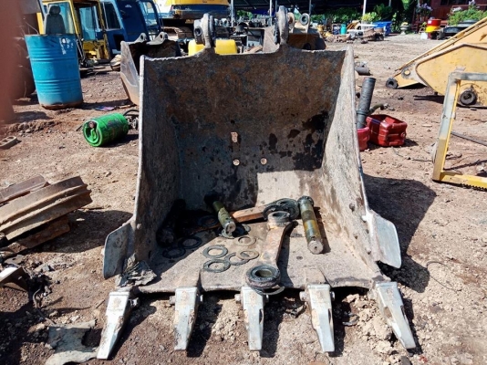 ขายบุ๊งกี้ ถอดจาก KOMATSU PC200-8