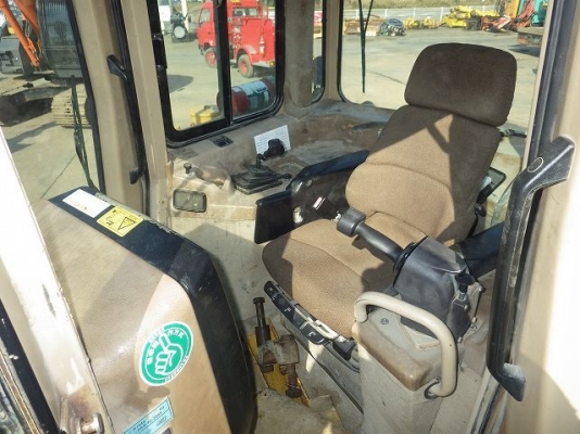 ขายรถแทรคเตอร์ CATERPILLAR D6R นำเข้าจากญี่ปุ่น ยังไม่ผ่านการใช้งานในไทย ขายรถแทรคเตอร์ CATERPILLAR D6R นำเข้าจากญี่ปุ่น ยังไม่ผ่านการใช้งานในไทย