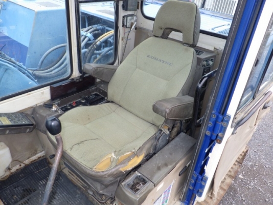 ขายรถขุดนำเข้าจากประเทศญี่ปุ่น KOMATSU PC120-5 ถึงไทยเร็วๆนี้ สนใจติดต่อสอบถาม 092-3309229 อี๊ด