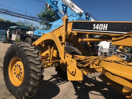 รถเกรด Cat140H-APM ปี 2007 นำเข้าจากอเมริกา สภาพกิ๊บ ชม.การทำงานเพียง 7500 ชม.