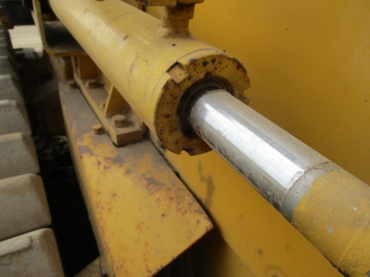 ขายรถแทรกเตอร์นำเข้าจากประเทศญี่ปุ่น KOMATSU D20P-7E ถึงไทยเร็วๆนี้ สนใจติดต่อสอบถาม 092-3309229 อี๊ด